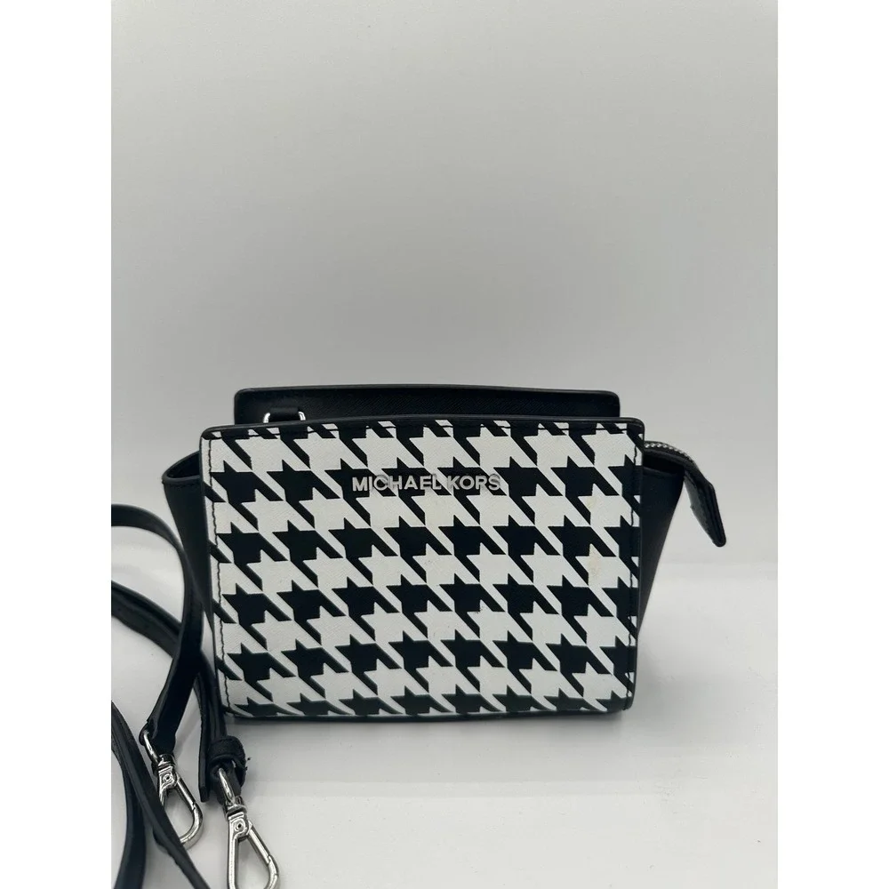 Michael‎ Kors Selma Black and White Leather Crossbody Bag Houndstooth